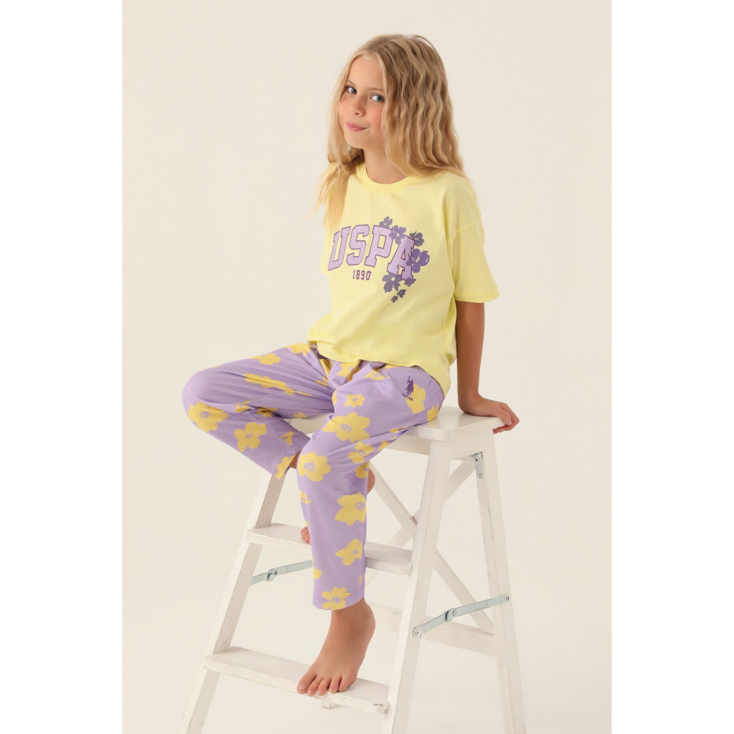 U.S. Polo Assn. Lisanslı Floral Pattern Bej Kız Çocuk Pij...