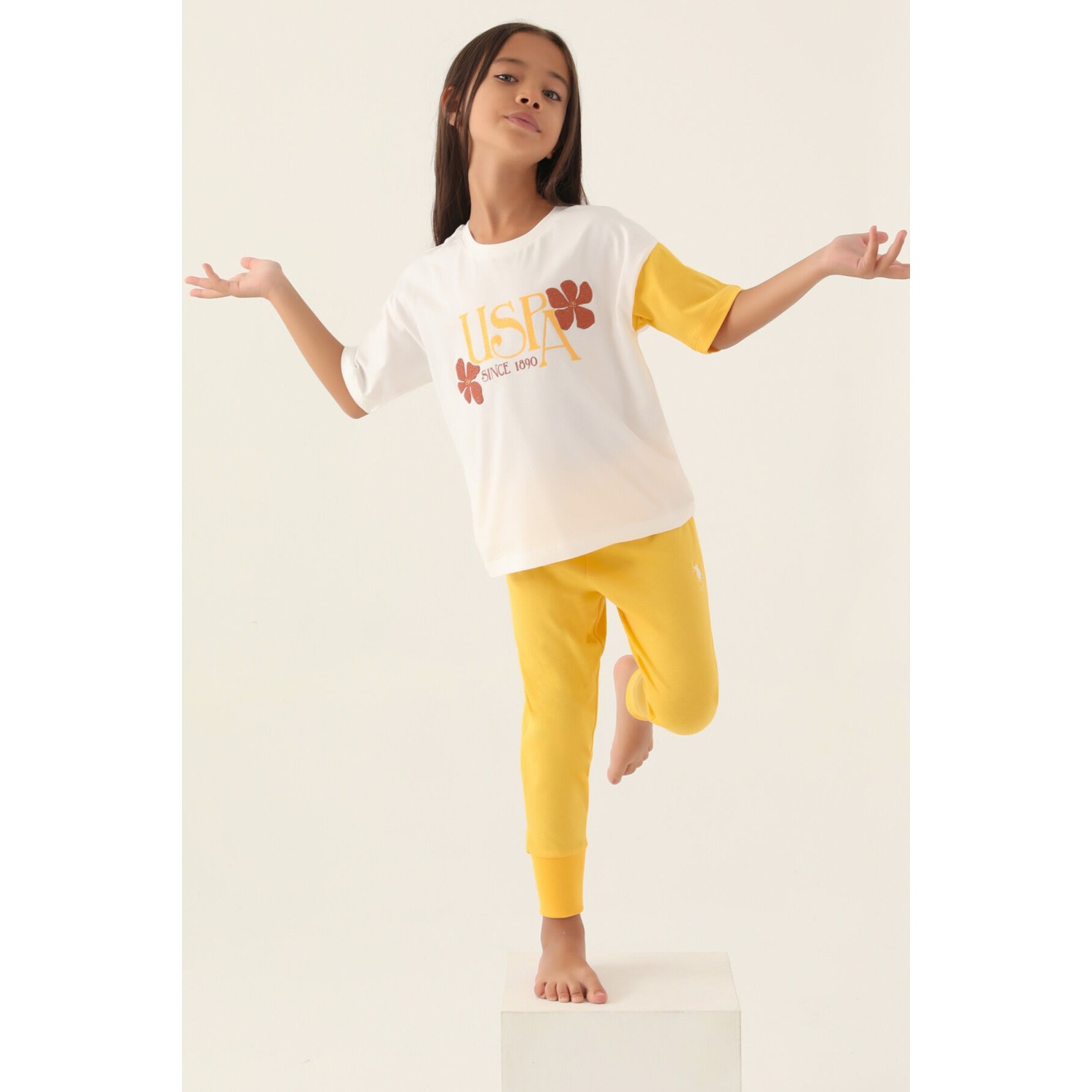 U.S. Polo Assn.  Lisanslı Rose Krem Kız Çocuk Pijama Takımı