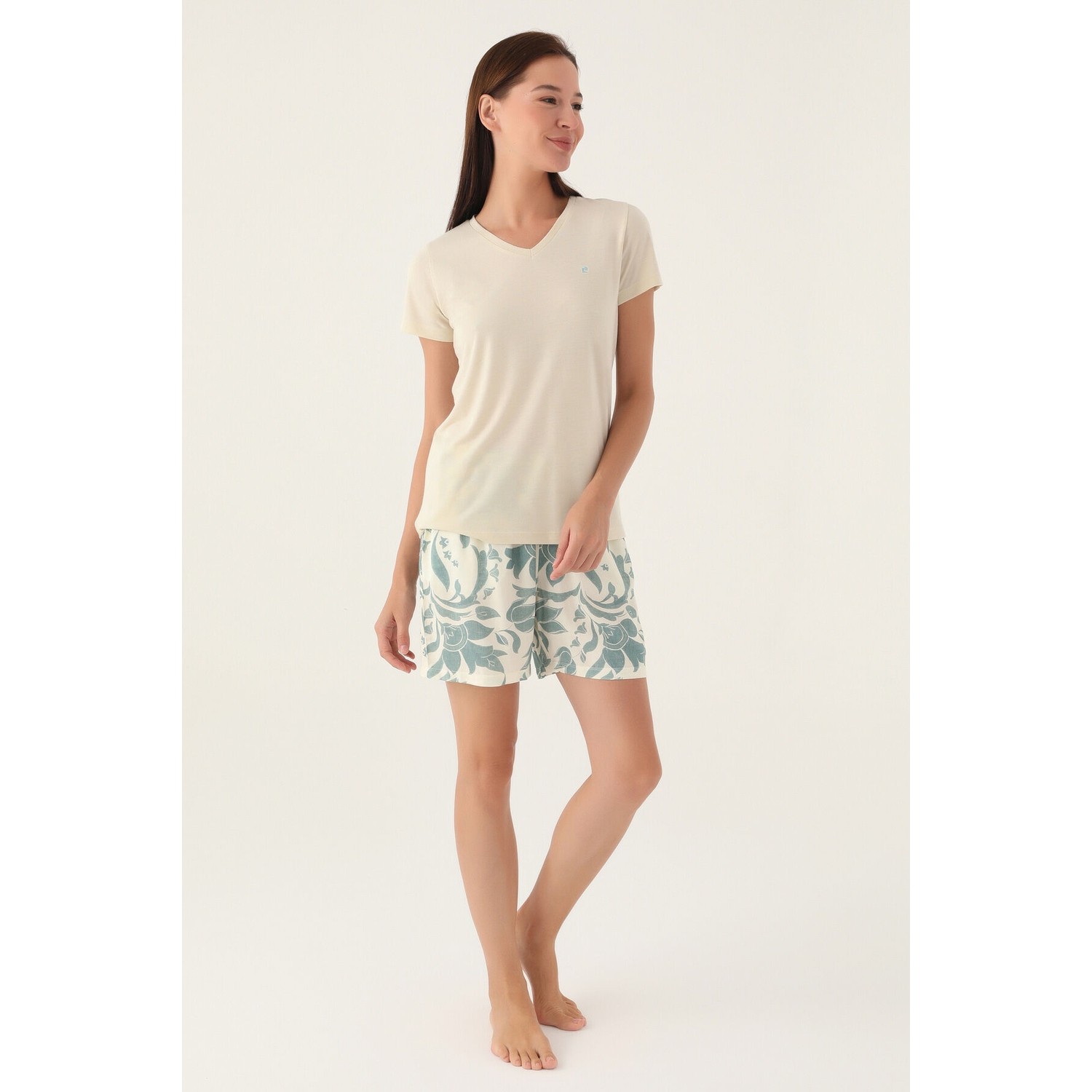 Pierre Cardin V-Neck Krem Kadın Şort Takım
